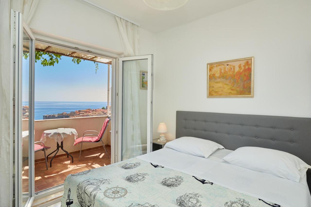 Apartments Dalmatin Дубровник Екстериор снимка