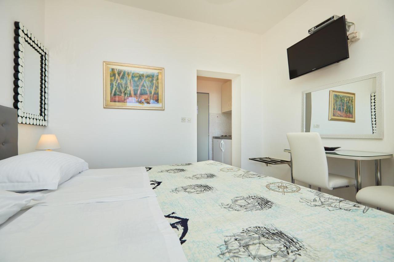 Apartments Dalmatin Дубровник Екстериор снимка