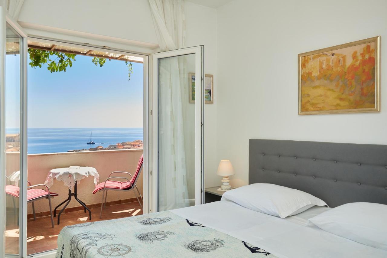 Apartments Dalmatin Дубровник Екстериор снимка